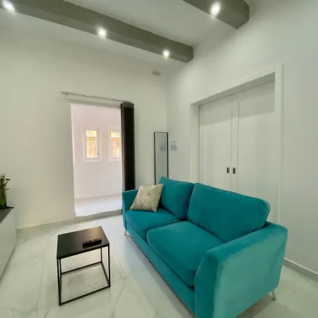 Apartment Seaside In Gzira