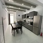 Apartment Seaside In Gzira